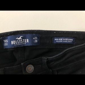 HOLLISTER skinny jeans